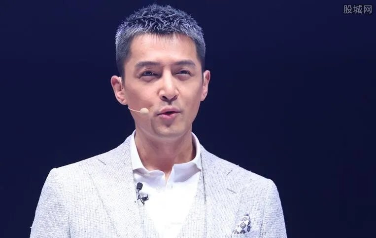 霍建华谈胡歌突然“表白” 称两人友情好“无需多言”