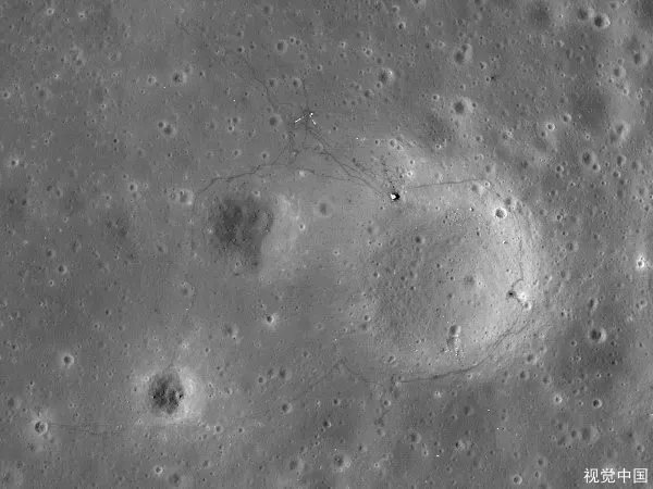 美国载人登月项目推迟至2025年后，此次延迟的原因是什么？