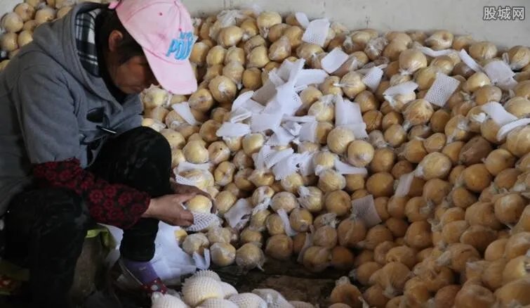 网售滞销水果套路 电商平台为卖水果竟狂打悲情牌