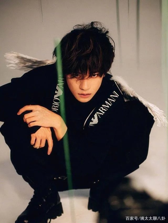 易烊千玺：出道时被diss最丑如今成为最有潜力男明星，他经历了什么？