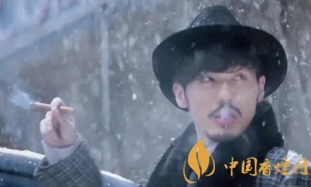 白宇室内抽烟图片引起热议 明星更应遵守控烟规定文明吸烟