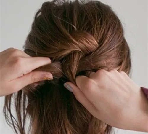 短发新娘盘发图片欣赏 三种魅力新娘必备的短发造型