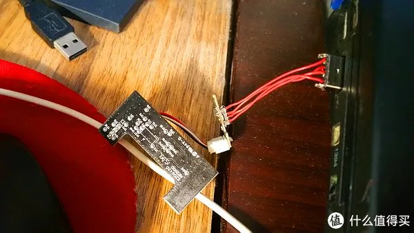 键盘鼠标外设 篇四十四:雷蛇Naga那伽梵蛇无极幻彩版底座拆解与便携化改造分享