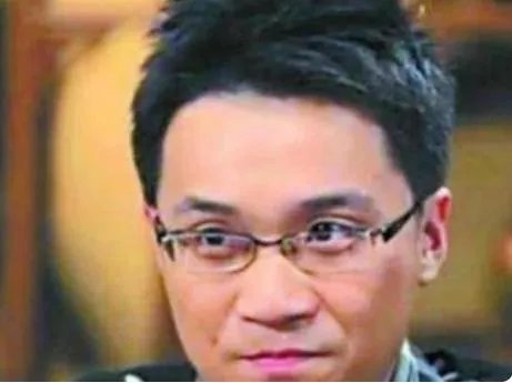 蔡明曝光他儿子叫什么，蔡明和他老公离婚的原因