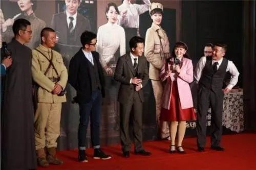 猎人电视剧主演黄轩的有什么样的成长经历？