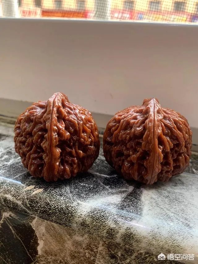 如何挑选文玩核桃？