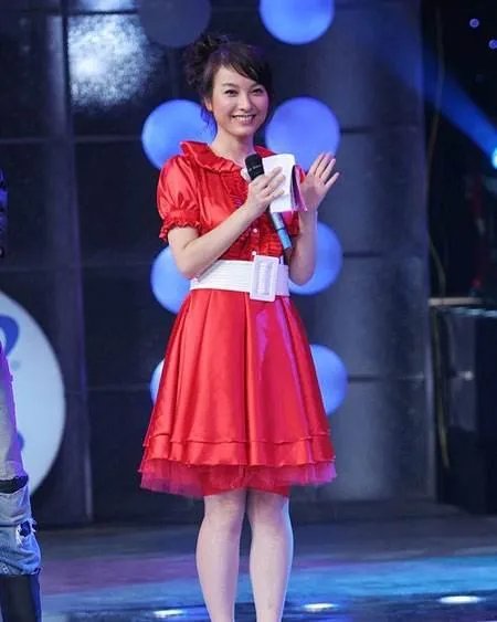 怎么评价吴昕？