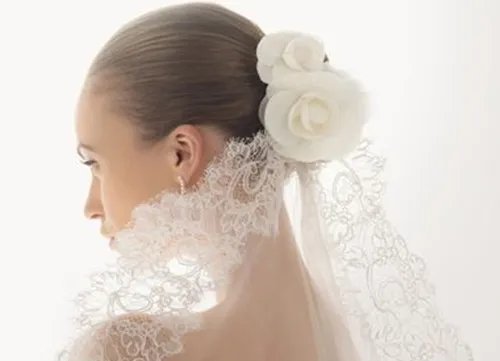 短发新娘盘发图片欣赏 三种魅力新娘必备的短发造型