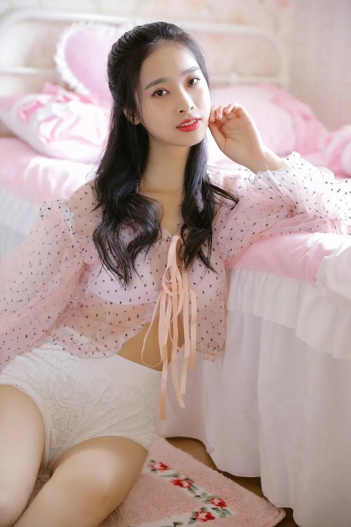   天士力不雅事件女主角什么事真的有心思听讲吗？