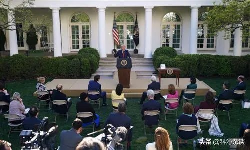 美国疫情非常严重。中国首批救援物资已到达，大家怎么看待？