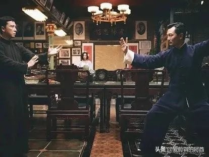 李小龙去美国的时候叶问多少岁?