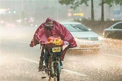 四川冕宁特大暴雨已致16人遇难,面对暴雨如何预防?