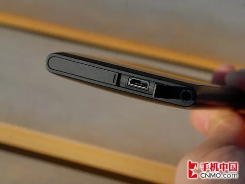 最人气旗舰 诺基亚Lumia 800真机体验