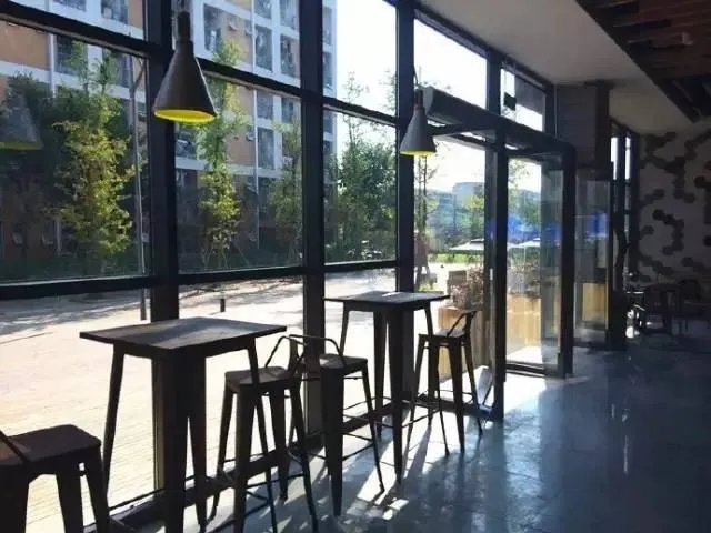 华东出了“最美食堂”,然而西南高校并不服。