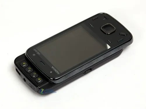 立起来更智能 诺基亚N86 8MP详细评测