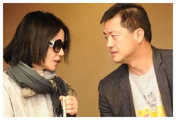 李亚鹏与王菲离婚的原因是什么？