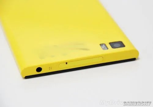 小米3代全球首发评测：1999元一枝独秀天下无敌