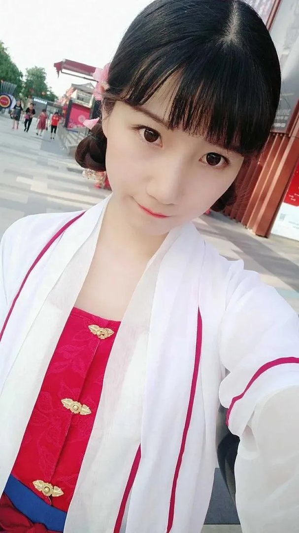 汉服圈中，有的人为什么拒绝影楼服装？