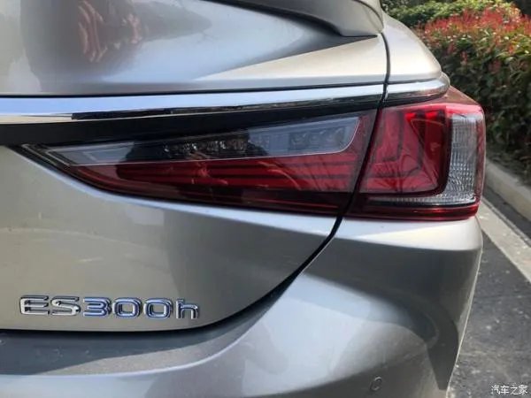 雷克萨斯ES提车外加10天体验总结，感觉太好了