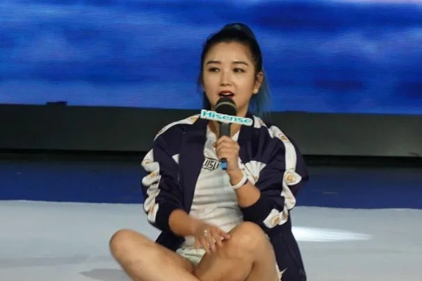 何洁十大热门歌曲排行榜：《小永远》上榜，第三催人泪下