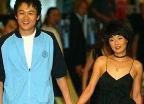 曝马伊琍个人资料 怀二胎女儿图片和前夫管虎