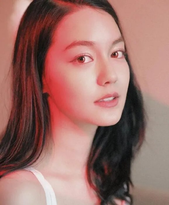 李崇霄女儿多大了？李崇霄妻子照片个人资料