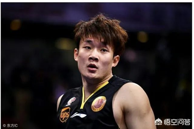 丁彦雨航蝉联CBA常规赛MVP！怎么评价小丁这赛季的表现？