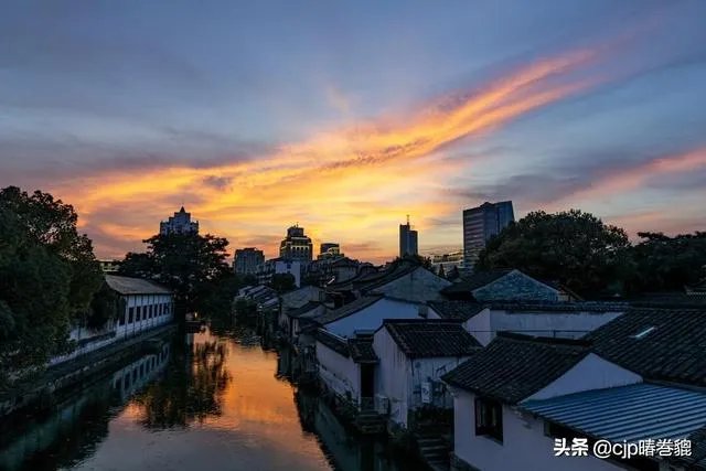 今年夏天你有拍到火烧云吗，可以分享一下吗？