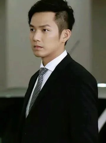 网曝齐芳和钟汉良的儿子 称其密婚且生子