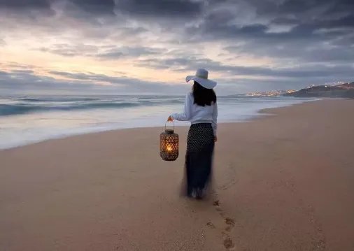 刚见面的相亲对象怎么聊天 相亲时聊什么增加好感