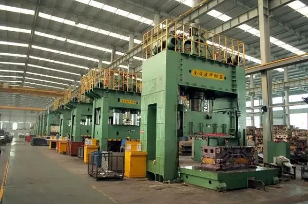 国内十大四柱液压机品牌