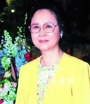 曝光：琼瑶阿姨5亿7层独栋庭院豪华别墅