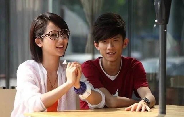 有没有人觉得张一山、杨紫跟小时候一模一样啊？