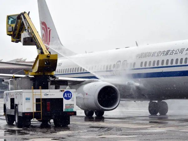 首都机场已取消航班142架次，为什么只取消了部分航班？