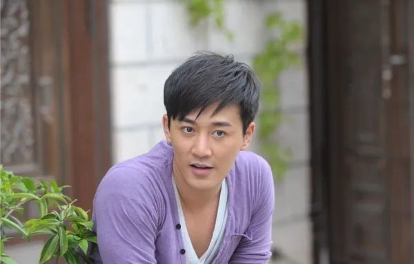 林峯张馨月宣布结婚跨年晚会