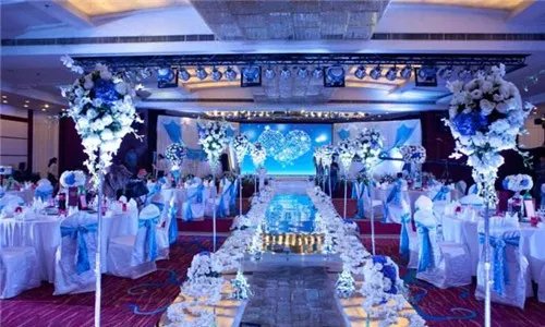 婚宴场地布置技巧  为你打造高端大气的婚礼