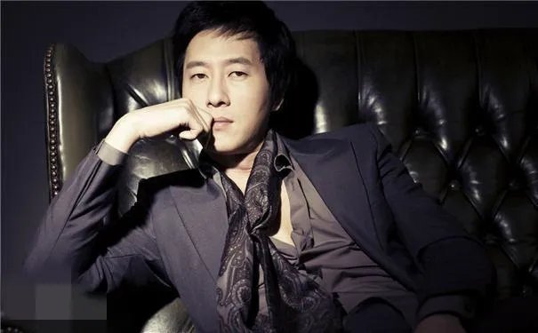 韩国男星金柱赫车祸身亡，他在韩国演艺圈是什么地位？