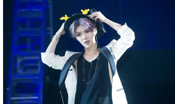 鹿晗变肌肉猛男是真的吗？