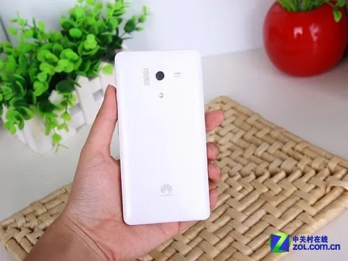 三防智能实惠价 华为 荣耀3到货1888元