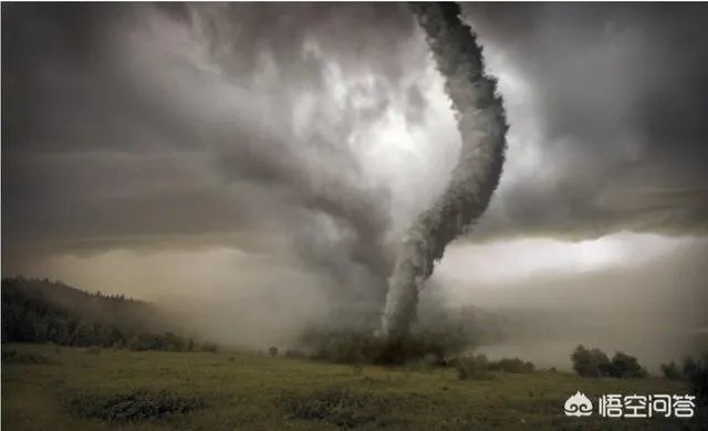 特朗普所说的,使用核弹来阻止飓风登陆的做法真的可行吗?