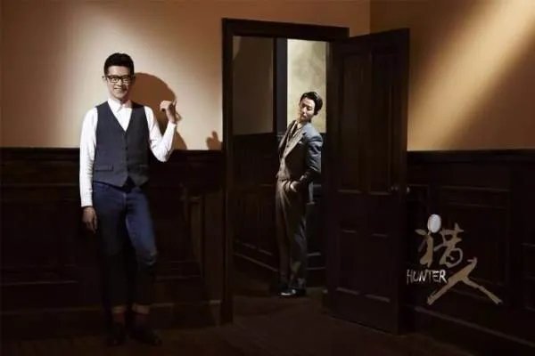 猎人电视剧主演黄轩的有什么样的成长经历？