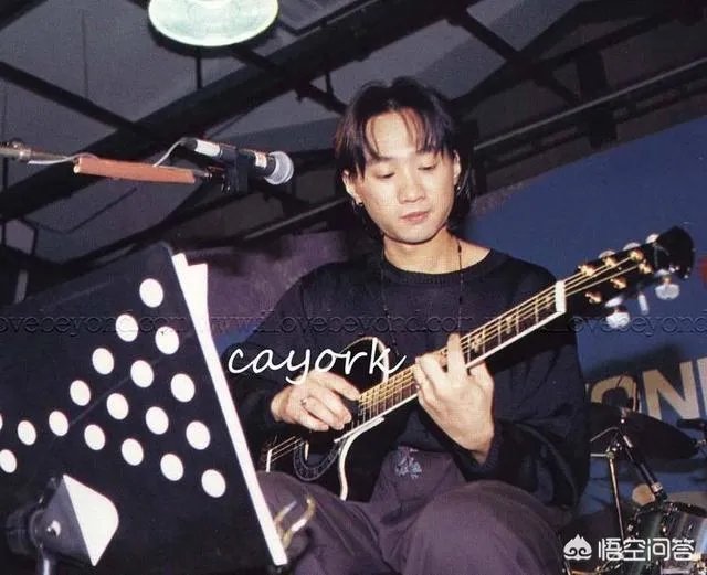 学Beyond的歌，需要使用什么吉他。电吉他首选还是木吉他也可以？