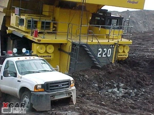 930E卡车的车辆简介