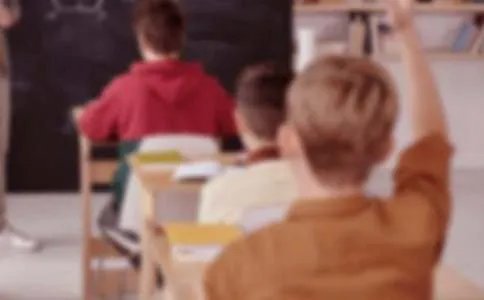 新学期开学主题班会