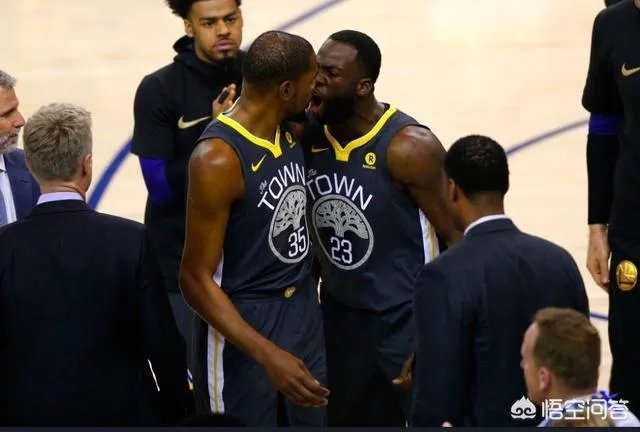 勇士近期经历了“内讧”和“禁赛”，大家怎么看？