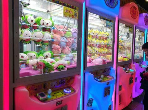 娃娃机光眼一般在哪