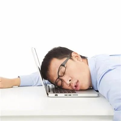 趴着睡觉有什么危害