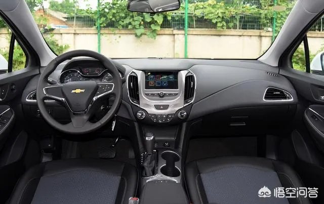 10万左右的家用轿车买哪个品牌好点？