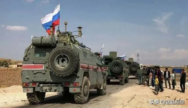 俄防长下令从俄乌边境撤军却留装备,认怂,还是普京也玩空城计?