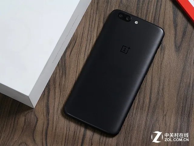 无论远近成像始终清晰 一加5双摄解读